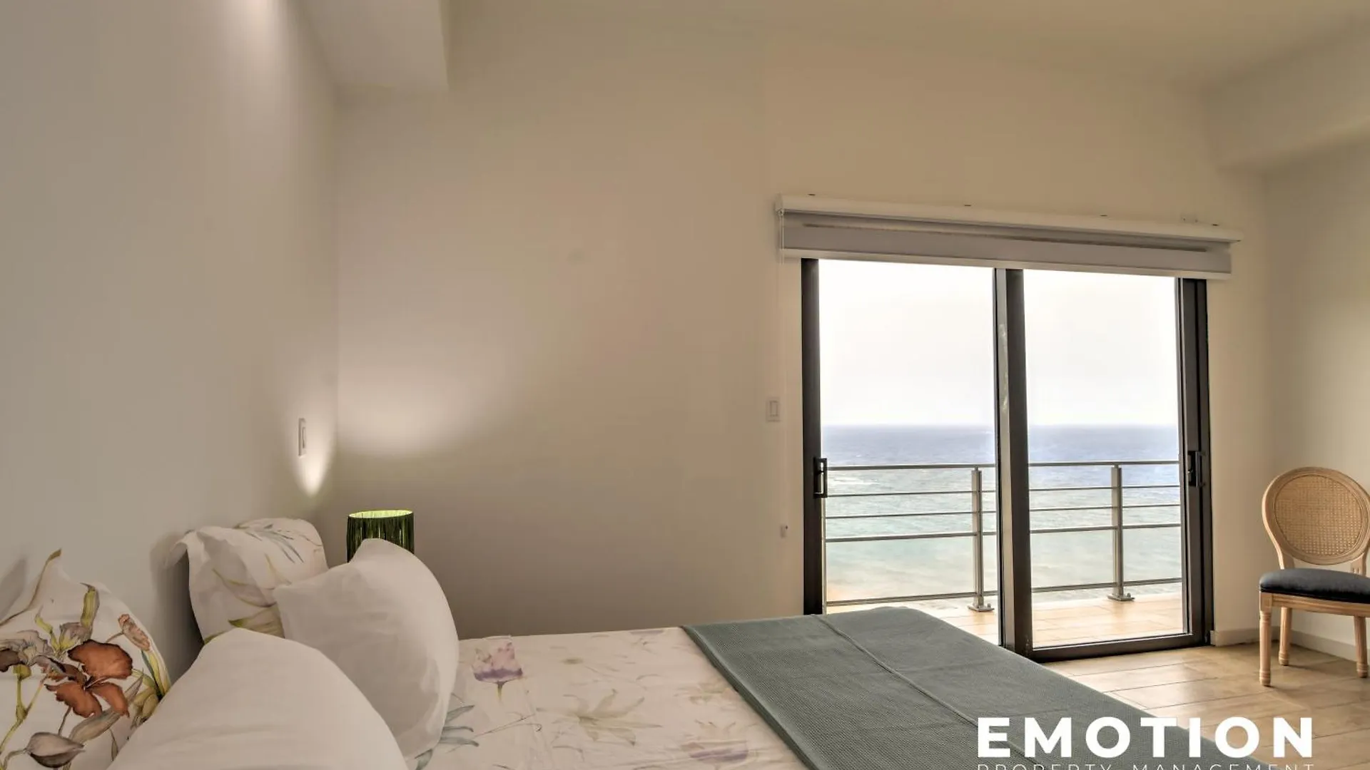 Brand New 2-Bedroom Apartment With Sea View In Point Blanche Little Bay