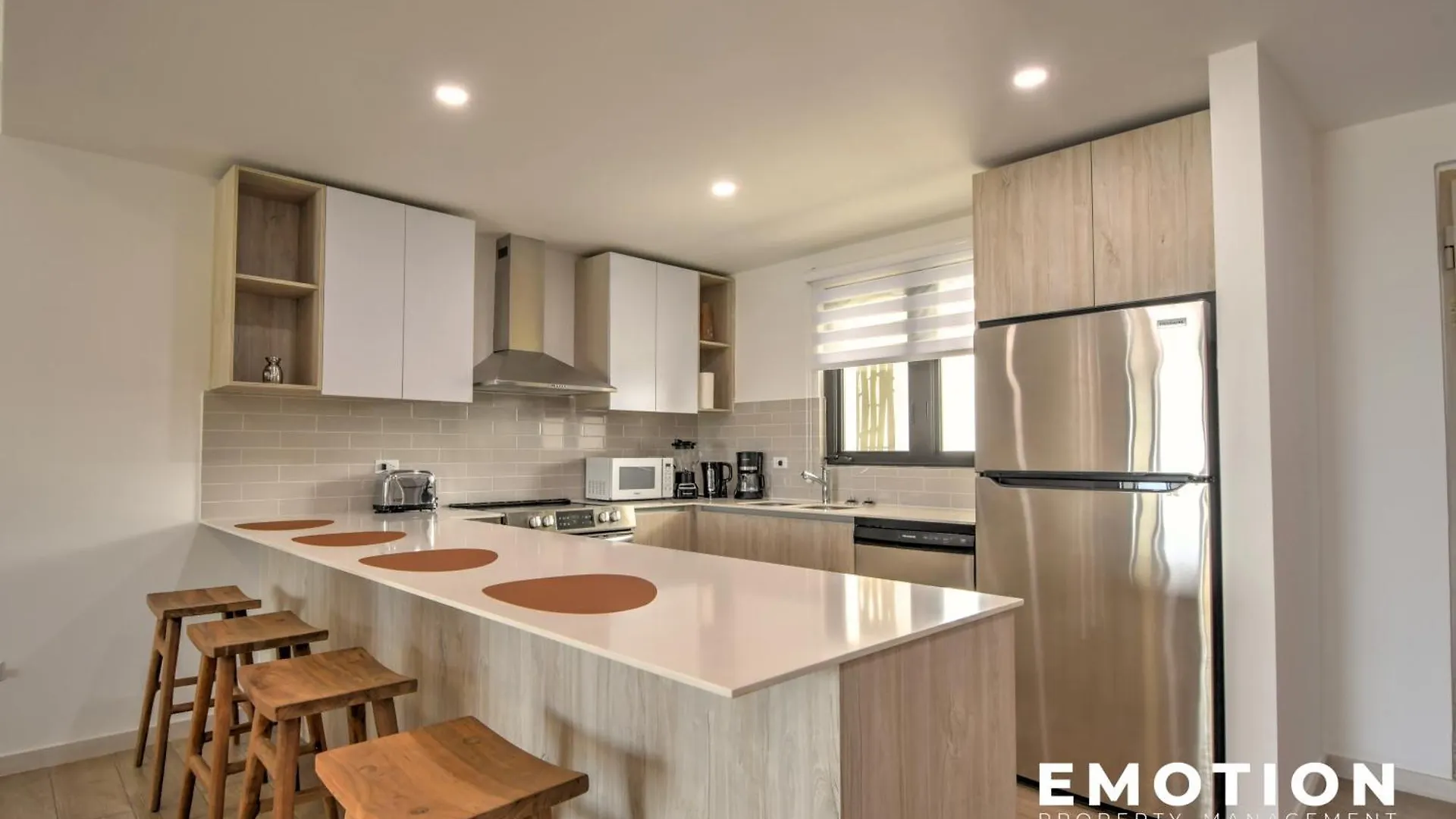 Brand New 2-Bedroom Apartment With Sea View In Point Blanche Little Bay