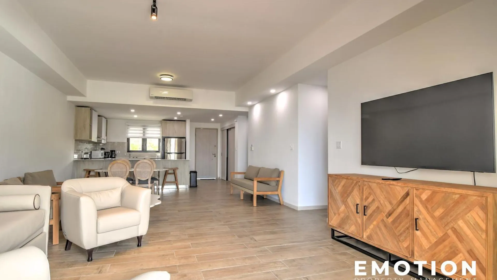 Brand New 2-Bedroom Apartment With Sea View In Point Blanche Little Bay
