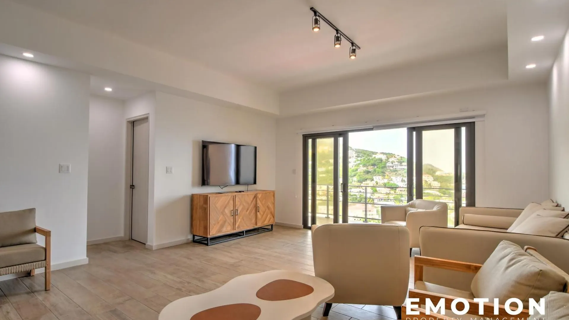 Brand New 2-Bedroom Apartment With Sea View In Point Blanche Little Bay